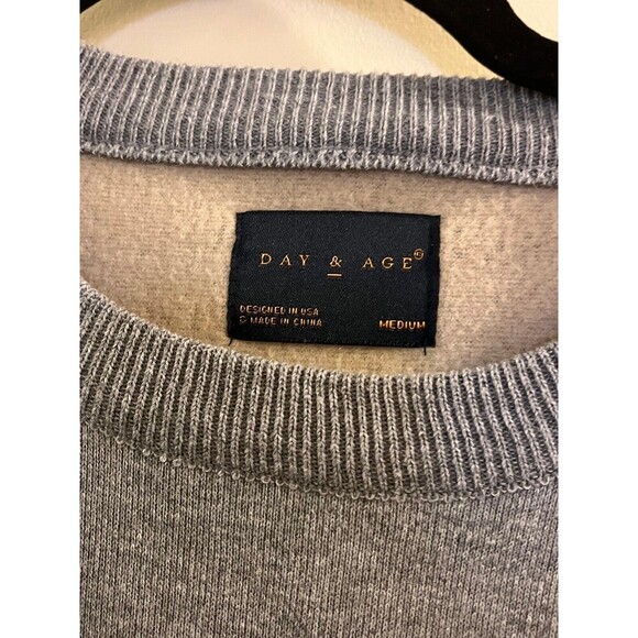 DAY & AGE Pullover Sweatshirt Men's Size L Gray Blue Long Sleeves Crew Neck - Picture 4 of 6